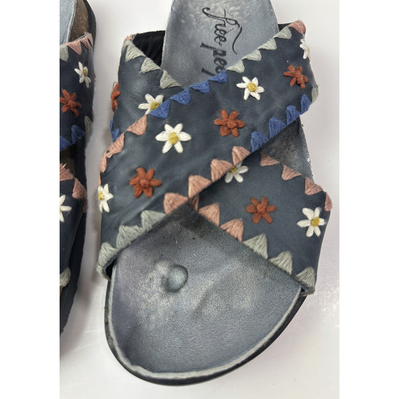 Free People Wildflowers Embroidered Floral Sandals Blue Slides Size 38 US 7.5 - Picture 5 of 11
